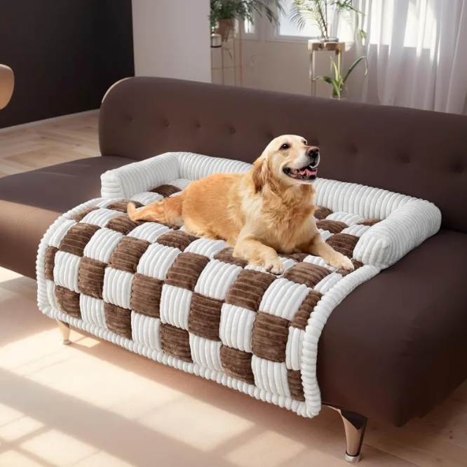Wagsburg CloudNest Plush Pet Bed